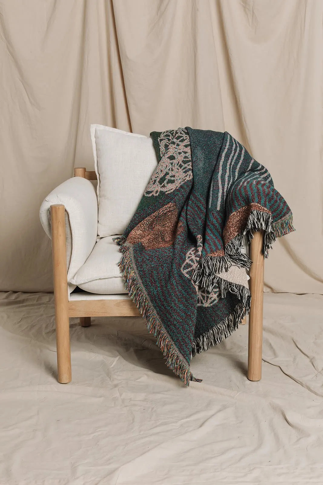 PAR KER made FREEFORM Throw Blanket