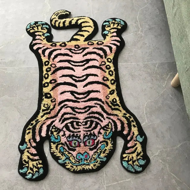 Alfombra tibetana con forma de tigre