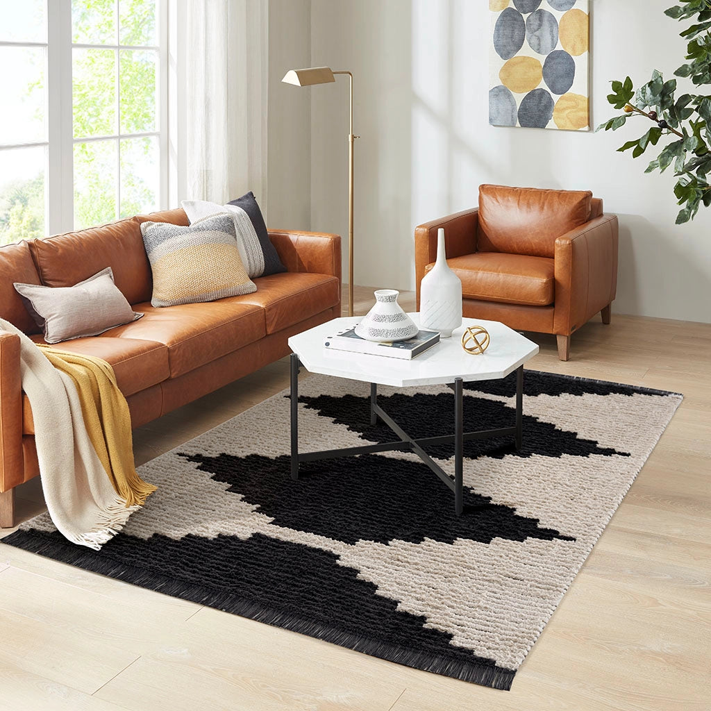 Contrasting Transitional Geometric Area Rug