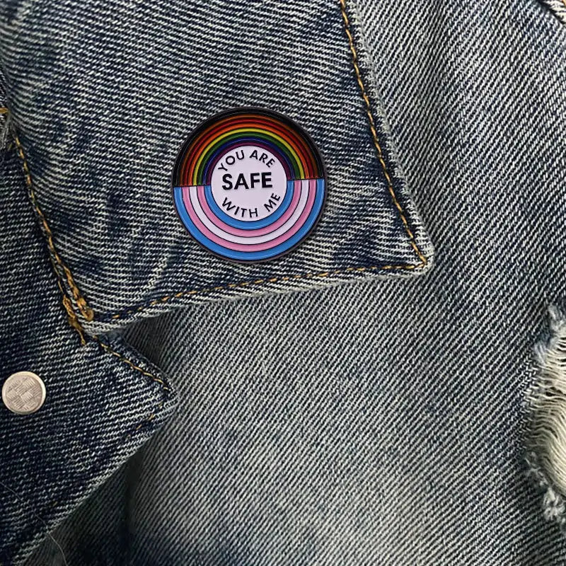 Broche de esmalte para amantes del orgullo LGBT